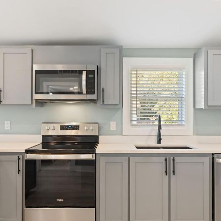 222 W Ashley - Sea Breeze - Minutes To The Ocean And Downtown Folly Beach Exterior photo