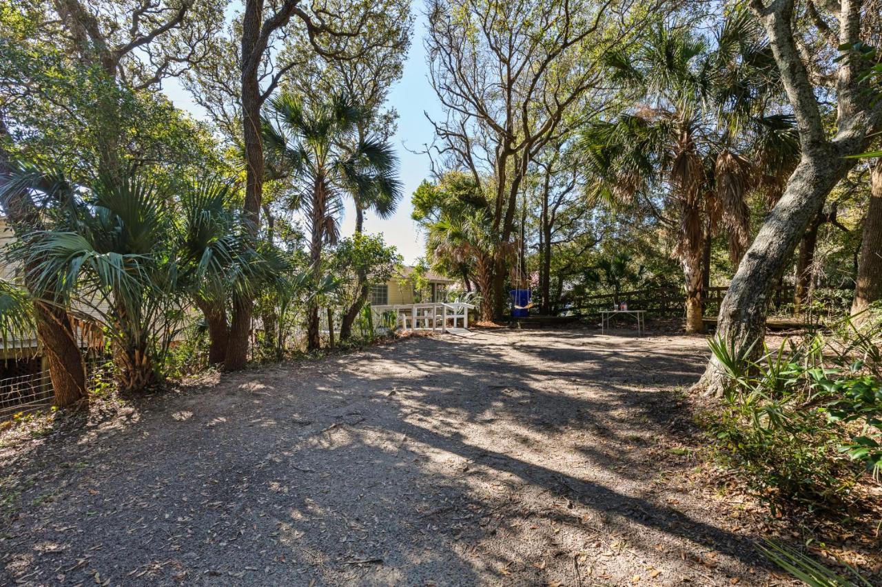 222 W Ashley - Sea Breeze - Minutes To The Ocean And Downtown Folly Beach Exterior photo